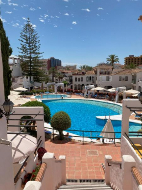 Apartamento 2 dormitorios Pueblo Evita Benalmadena